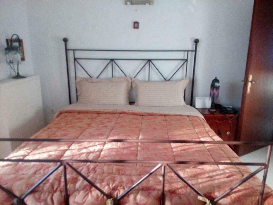 Spiti Me Thea Guest House Filiatra Ngoại thất bức ảnh